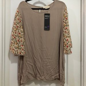 NWT Rebdolls Top With Floral Bell Sleeves